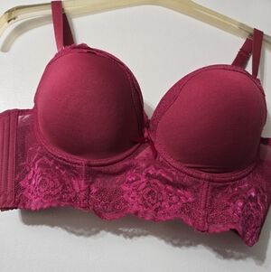 Lace Trim Push-Up Bra (NWOT)